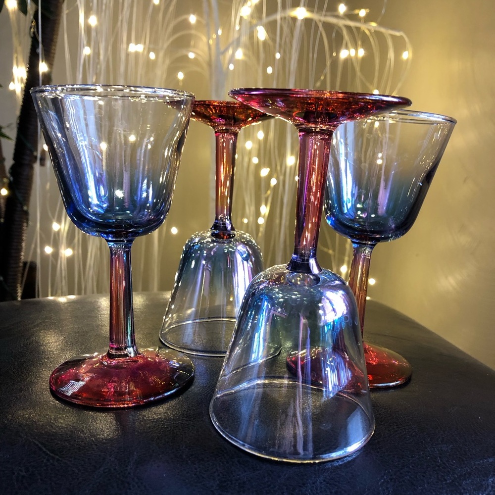 Gorgeous vtg eight iridescent, blue wine glasses, pink luster stems and bases. - Picture 3 of 3